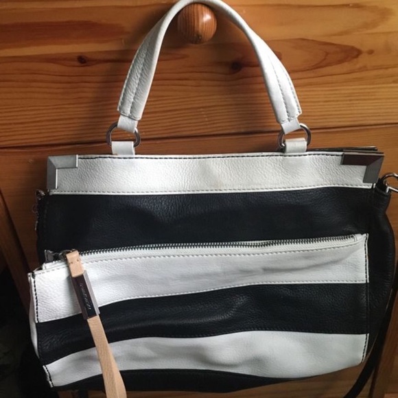 B-Makowsky designer bag - Picture 2 of 6